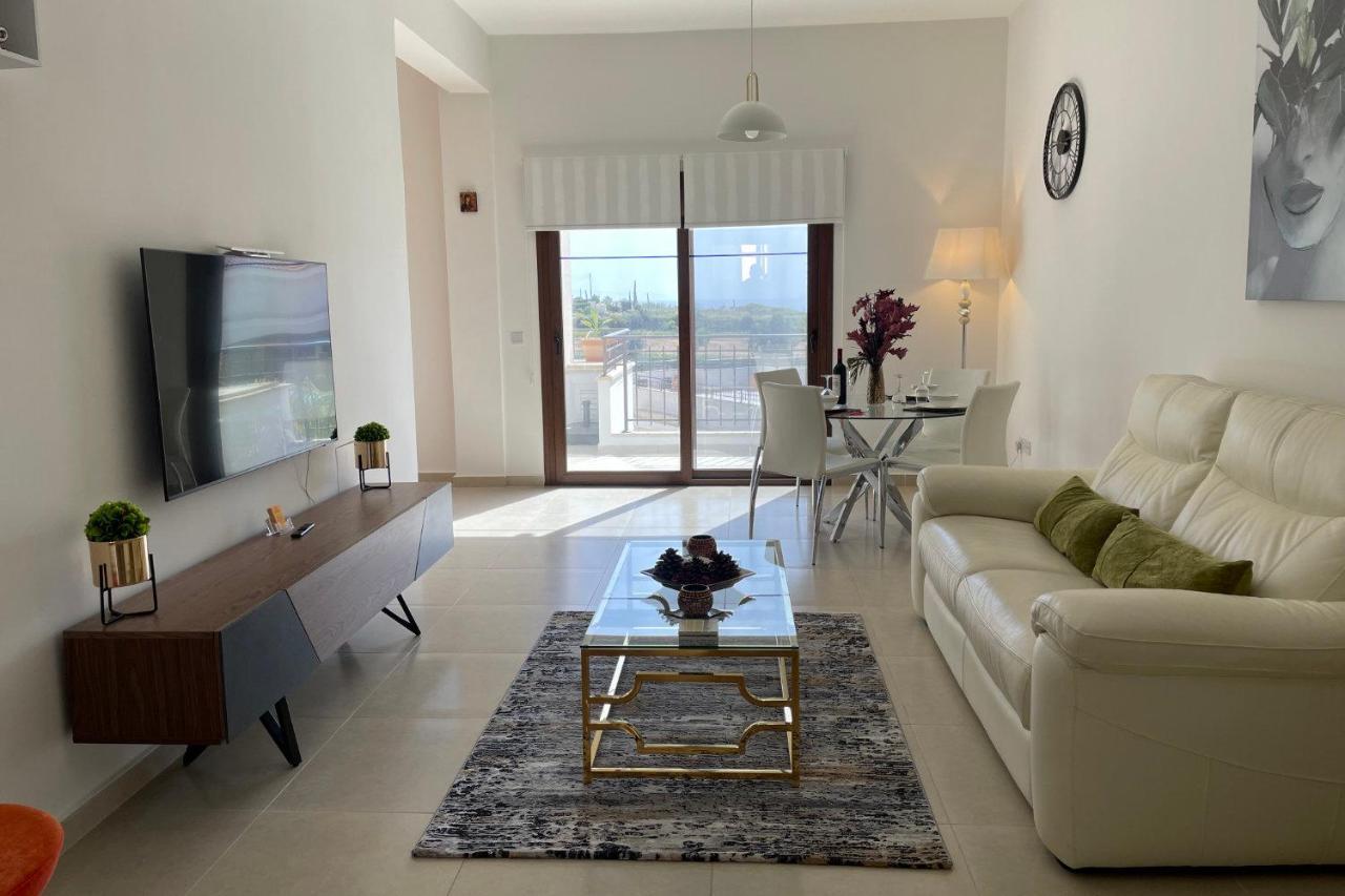 Eleona'S Royal Gardens By Yiota - Luxury 2 Bed Apartment In Exclusive Complex Peyia Bagian luar foto