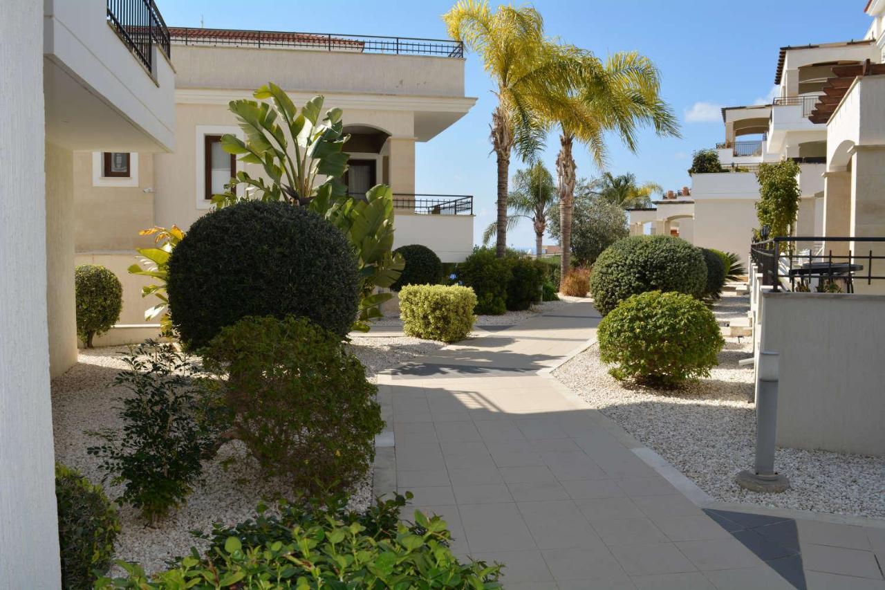 Eleona'S Royal Gardens By Yiota - Luxury 2 Bed Apartment In Exclusive Complex Peyia Bagian luar foto